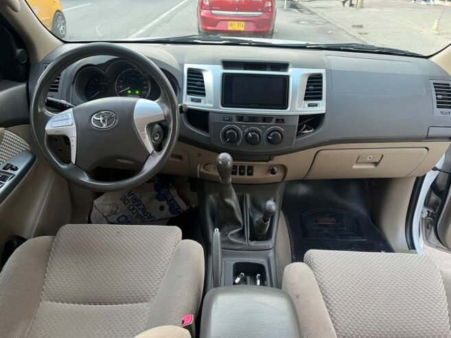 TOYOTA FORTUNER 4X4